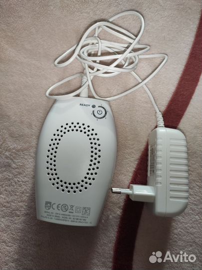 Фотоэпилятор Philips Lumea Essential SC1983/00