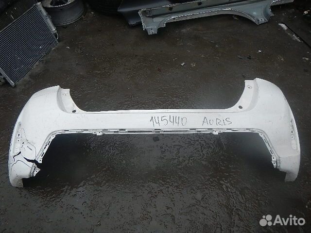 Бампер задний Toyota Auris