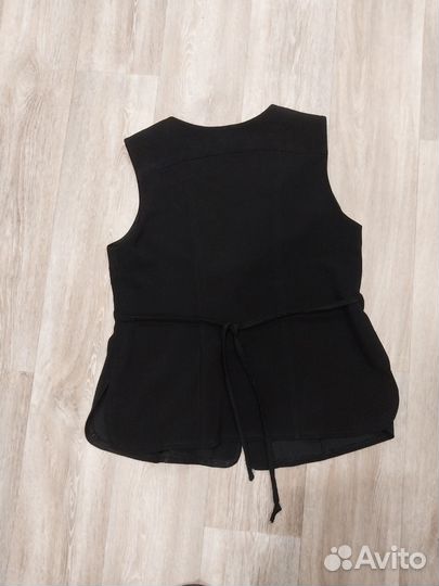 Жилет женский