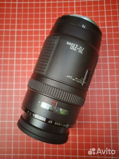 Canon EF 70-210 f/4