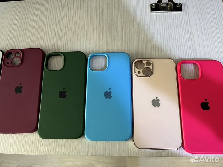 Чехол на iPhone 13
