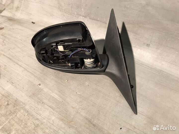 Зеркало правое Mazda 3