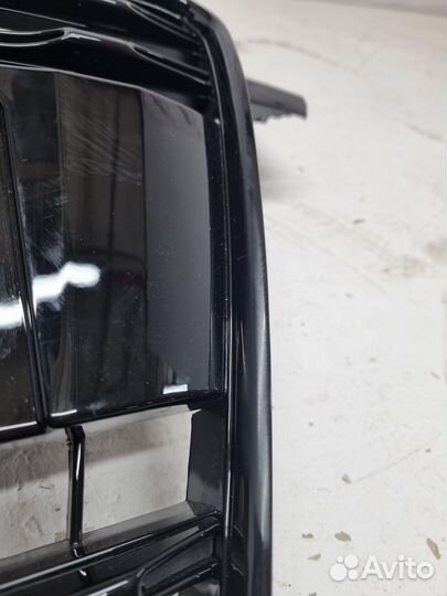 Дефект 1 Audi TT 8J 06-14 решетка радиатора TTS чёрная
