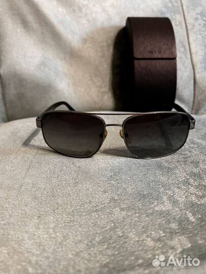 Солнцезащитные очки prada aviator