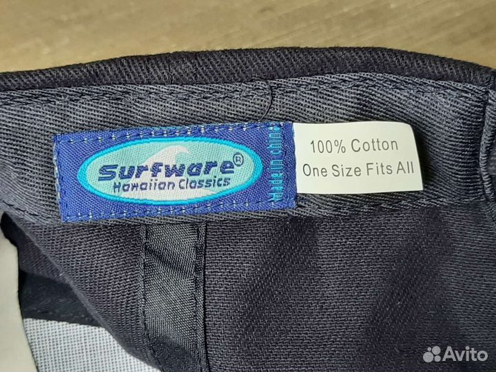 Бейсболка новая