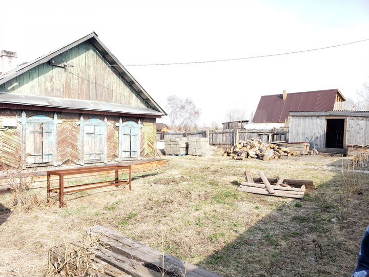 Дом 52 м² на участке 12 сот.