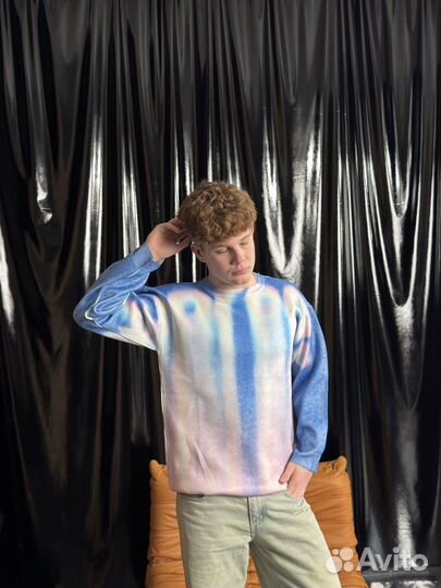 Свитер Supreme Blurred Logo