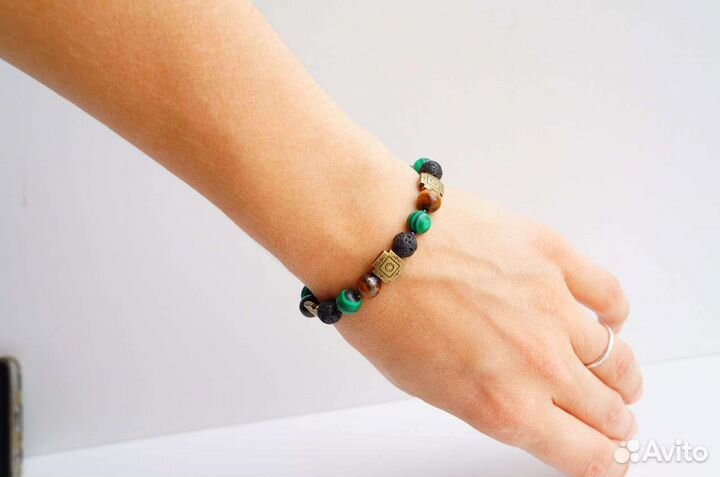 Браслет из натуральных камней