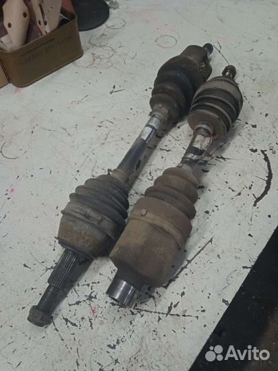 Привод Ford Taurus 1 Форд Таурус 1