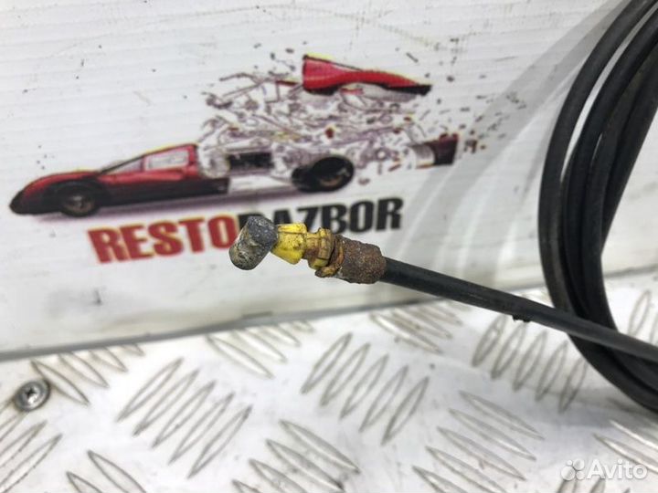 Трос лючка топливного бака Kia Sephia седан 1.8