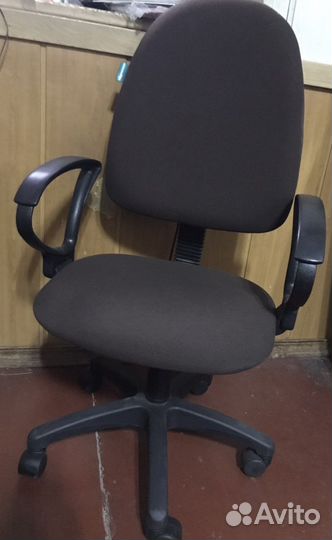 Компьютерное/офисное кресло