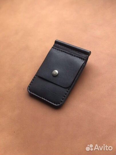 Зажим для купюр с отделом для мелочи