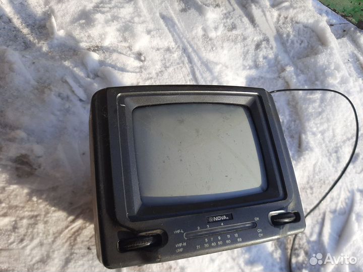 Телевизор Nova 12v\220v Ч\Б