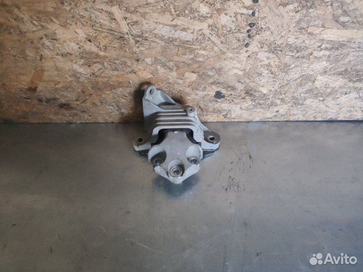 Подушка двигателя передняя левая Chery Tiggo Pro 7