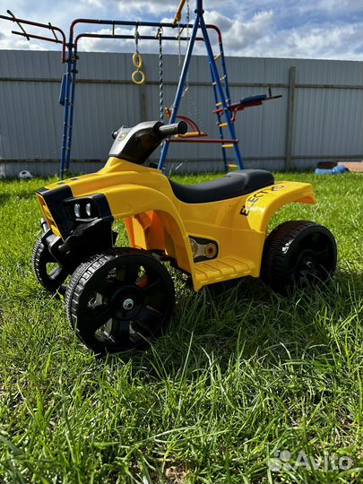 Квадроцикл детский электрический б/у