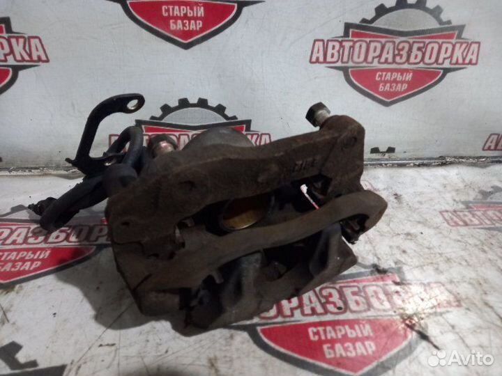 Суппорт тормозной передний правый Mitsubishi