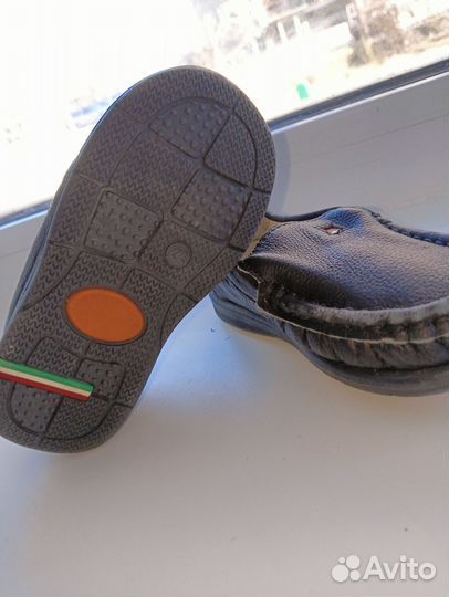 Сандали детские