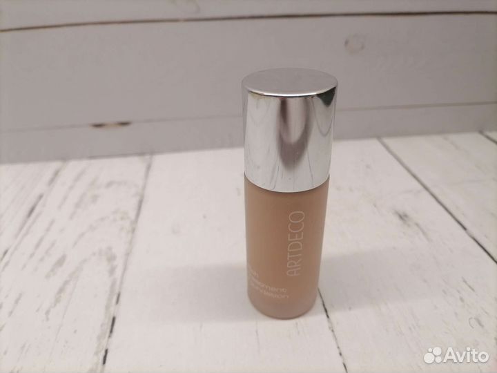 Тональная основа Artdeco Тон 12