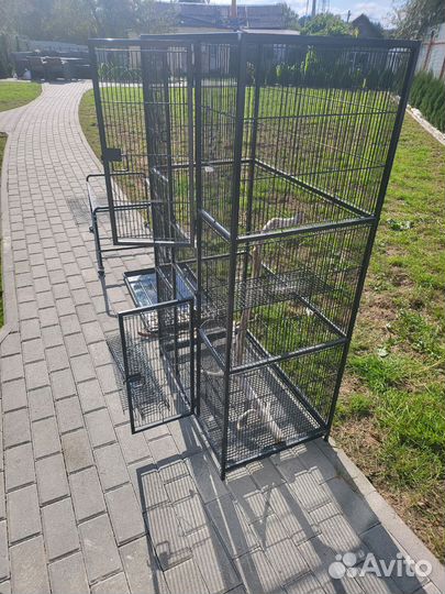 Клетка для средних и больших птиц