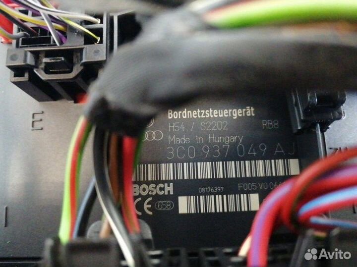 Блок управления бортовой сети Volkswagen Passat