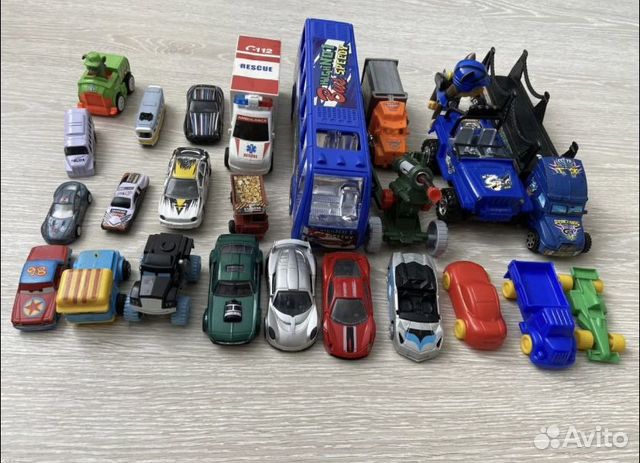 Игрушки для мальчика пакетом. Добавила новые