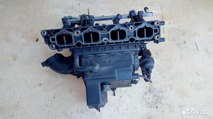 Коллектор впускной Z16XER Опель Астра Н Зафира Б