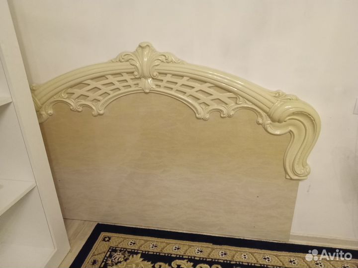Изголовье кровати / спинка кровати бу