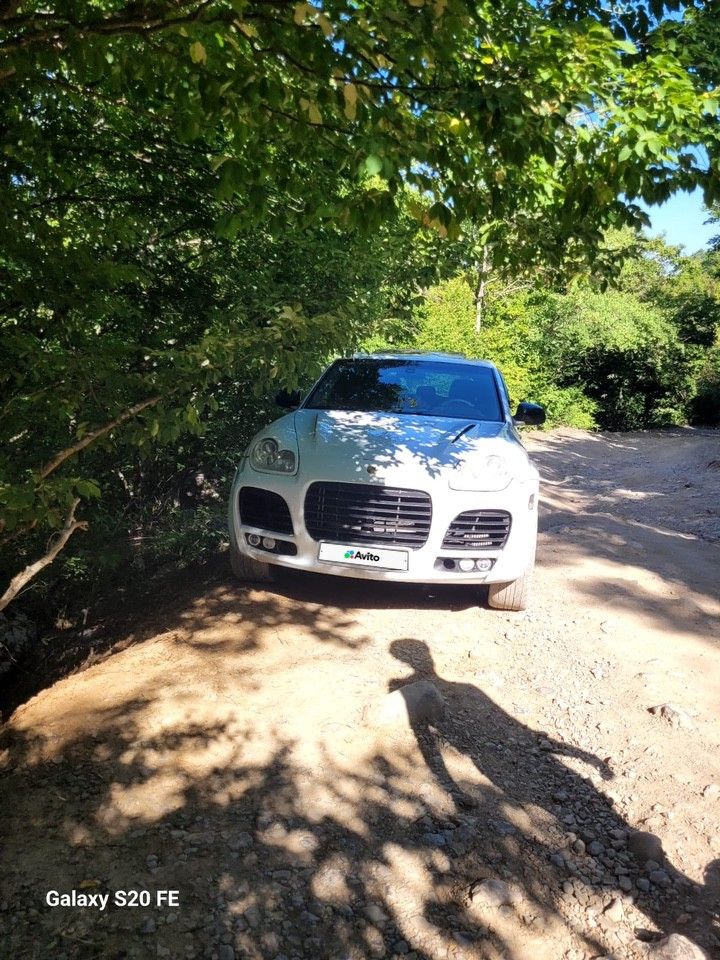 Porsche Cayenne Turbo: фото владельца