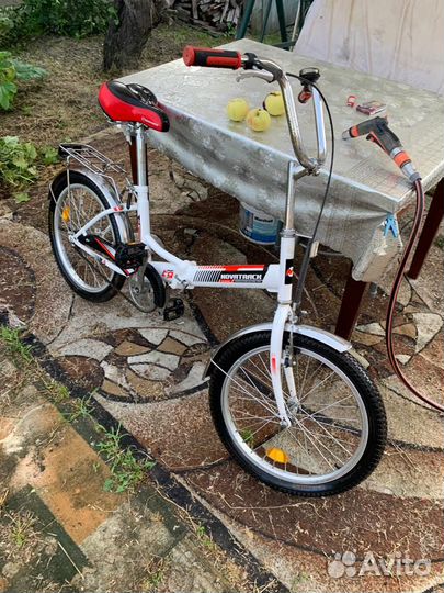 Детский велосипед novatrack