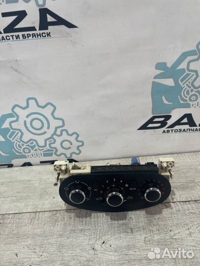 Блок управления печкой Renault Logan 2