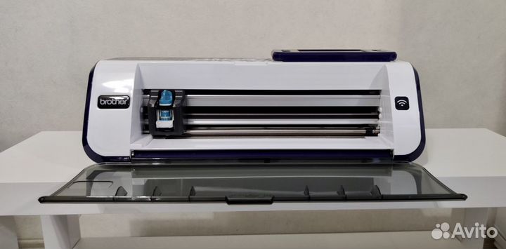 Режущий плоттер Brother ScanNCut CM900