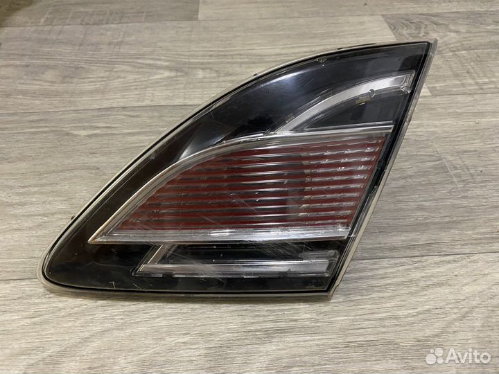 Фонарь внутренний правый мазда 6