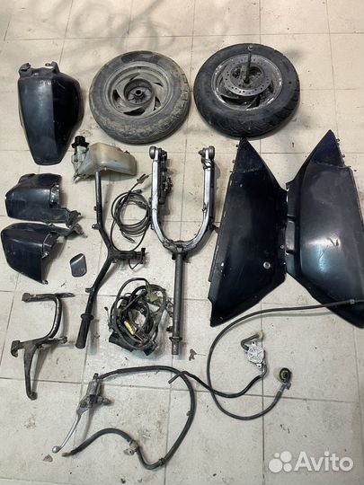 Запчасти на Скутер Honda Lead лид 50 разбор