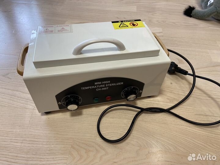 Стерилизатор сухожар для маникюра