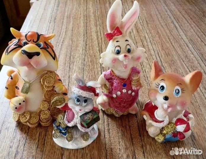 Статуэтки, фигурки СССР и современные