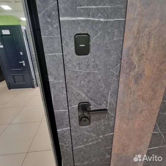 Металлическая дверь со скидкой 25