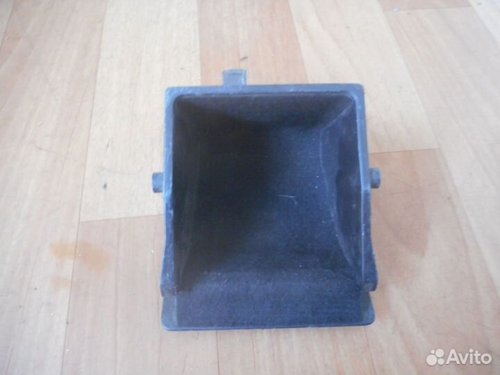 Ящик передней консоли Mitsubishi Legnum (96-02 год