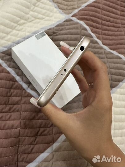 Телефон Xiaomi redmi 4x