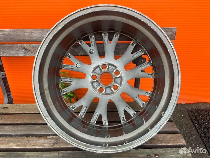 Оригинальный диск R20 от Lexus RX F-Sport