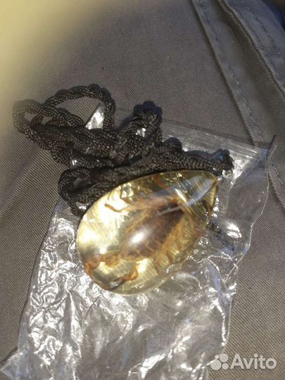 Амулет скорпион