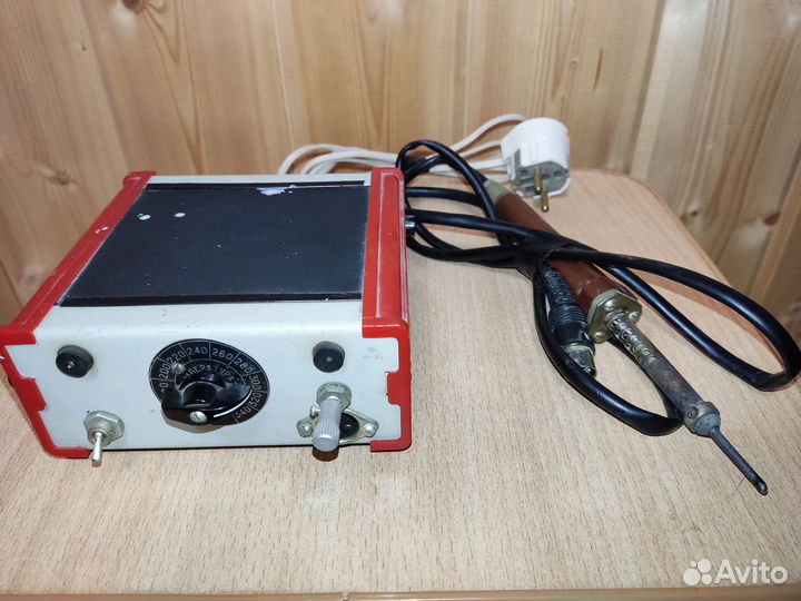 Паяльная станция эпохи СССР на 36в