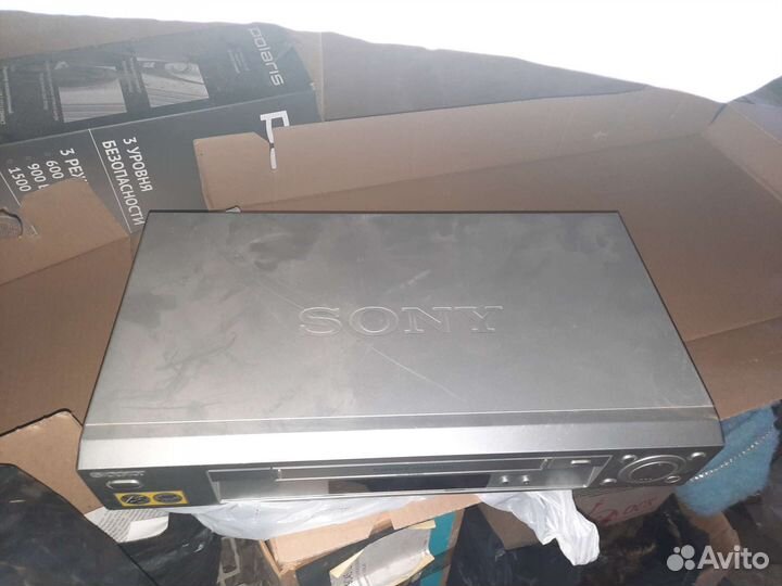 Видеомагнитофон sony