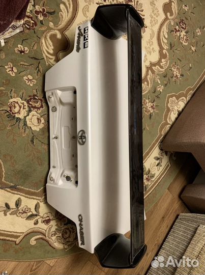 Крышка багажника под спойлер trd chaser 100