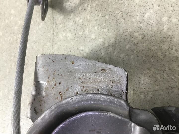 Рычаг стояночного тормоза Nissan Almera (G15) 2013