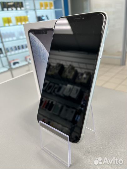 iPhone Xr, 64 ГБ