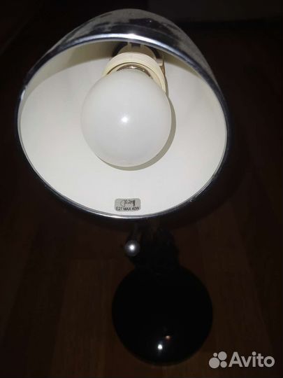 Лампа настольная