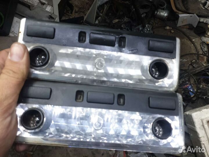 Плафон центральный BMW X5 E53