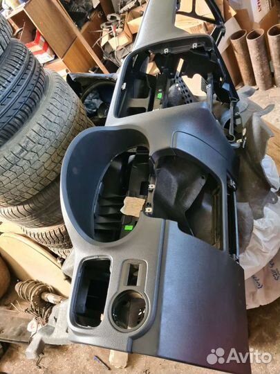 Торпеда Volkswagen Polo 2013