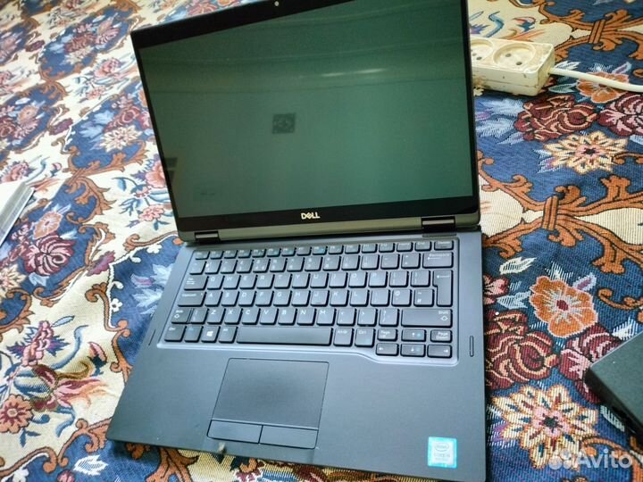 Dell latitude5300