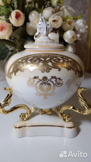 Старинная шкатулка ваза Лимож, Франция фарфор